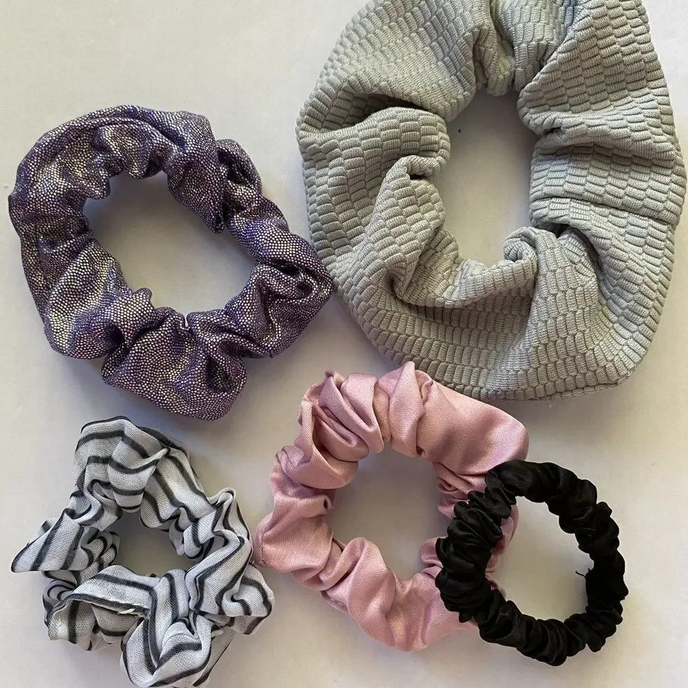 Set of 5 Scrunchies - Dark Purple Metallic Stripes
